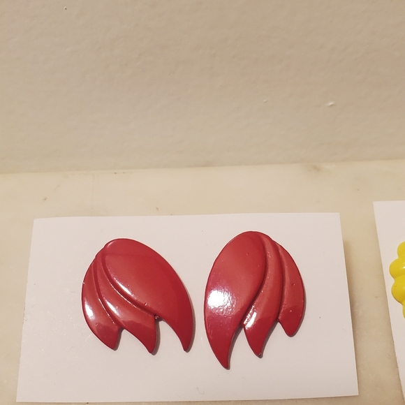 1980s Funky Earrings/ Red & Yellow Pairs/Great Colours/unique Style/two pairs - Picture 2 of 6